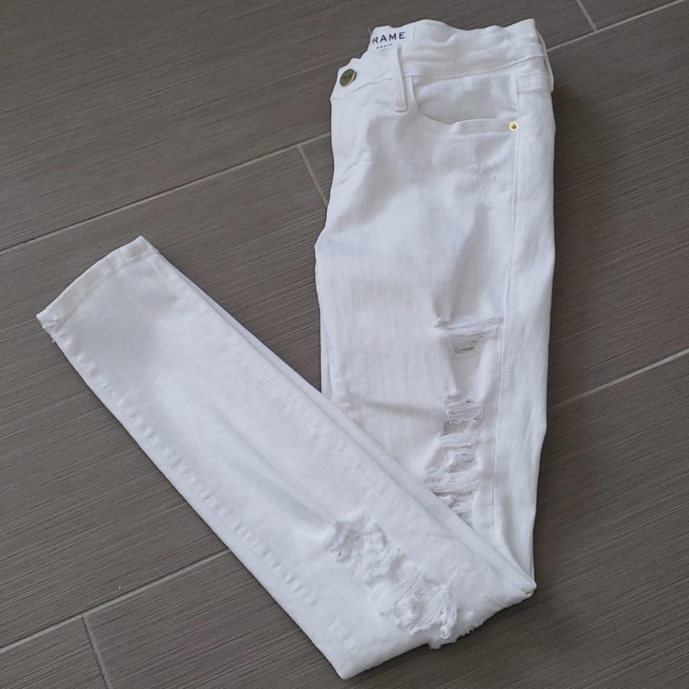 FRAME denim jeans